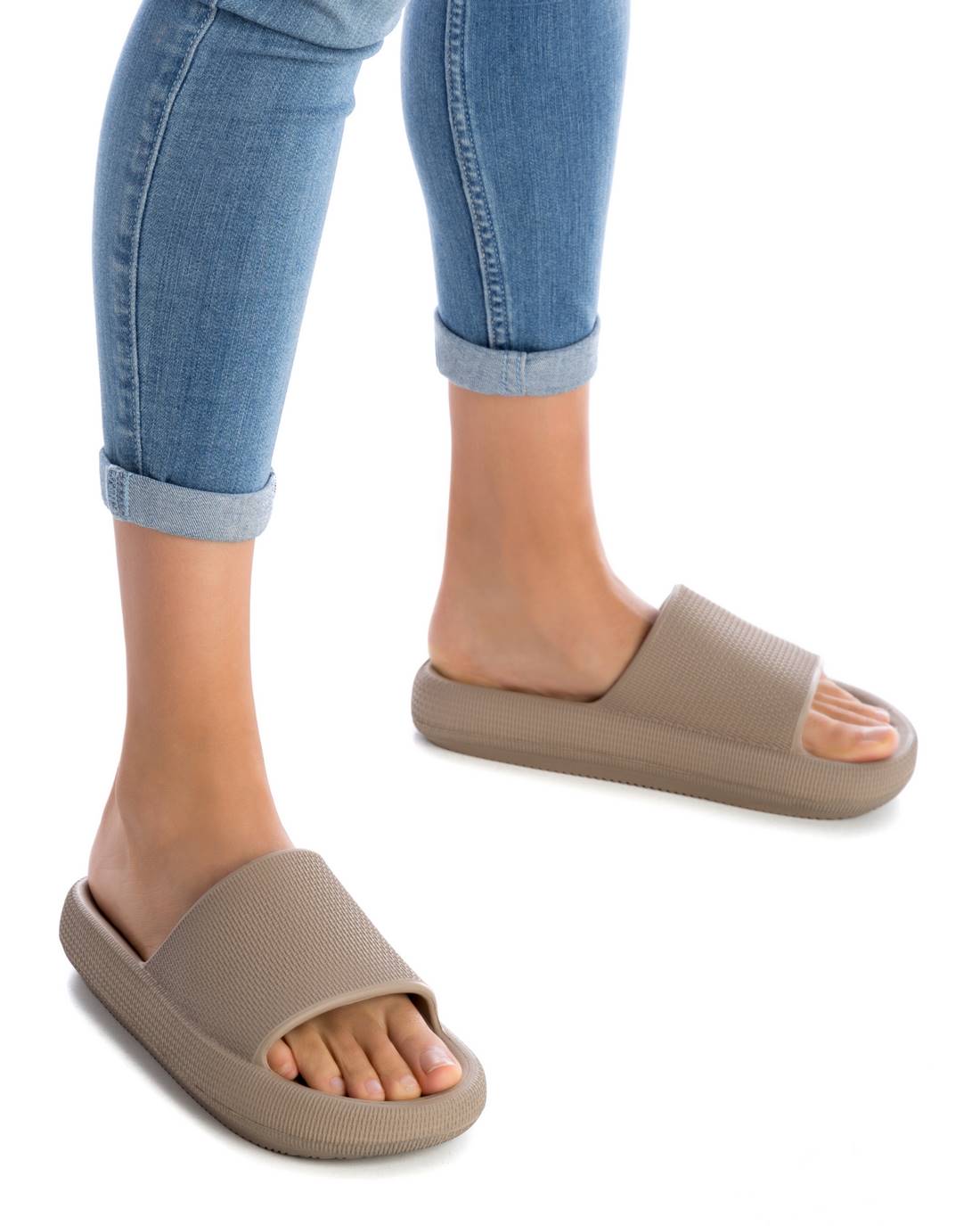 SANDALIA DE MUJER XTI 04448909