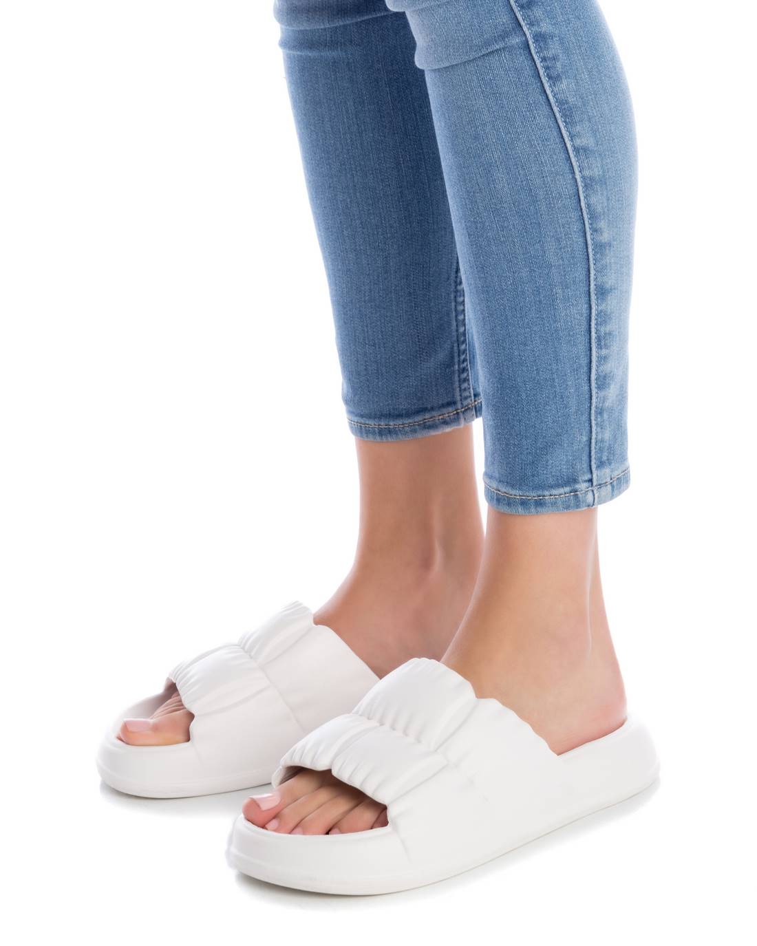 SANDALIA DE MUJER XTI 14136705