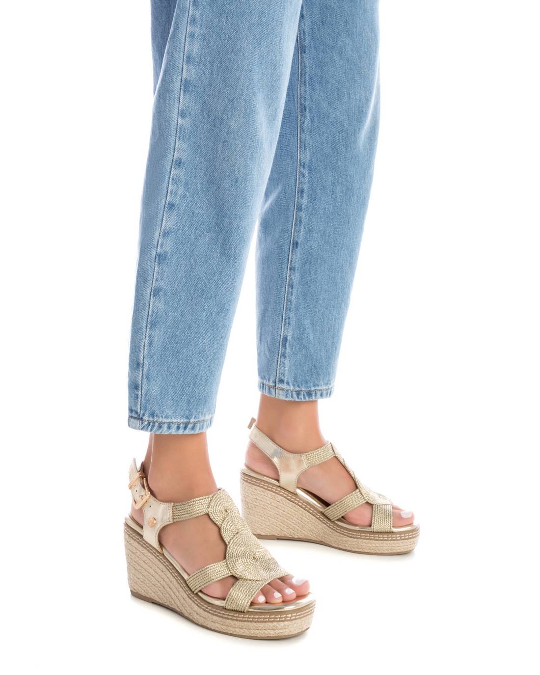 SANDALIA DE MUJER XTI 14232001