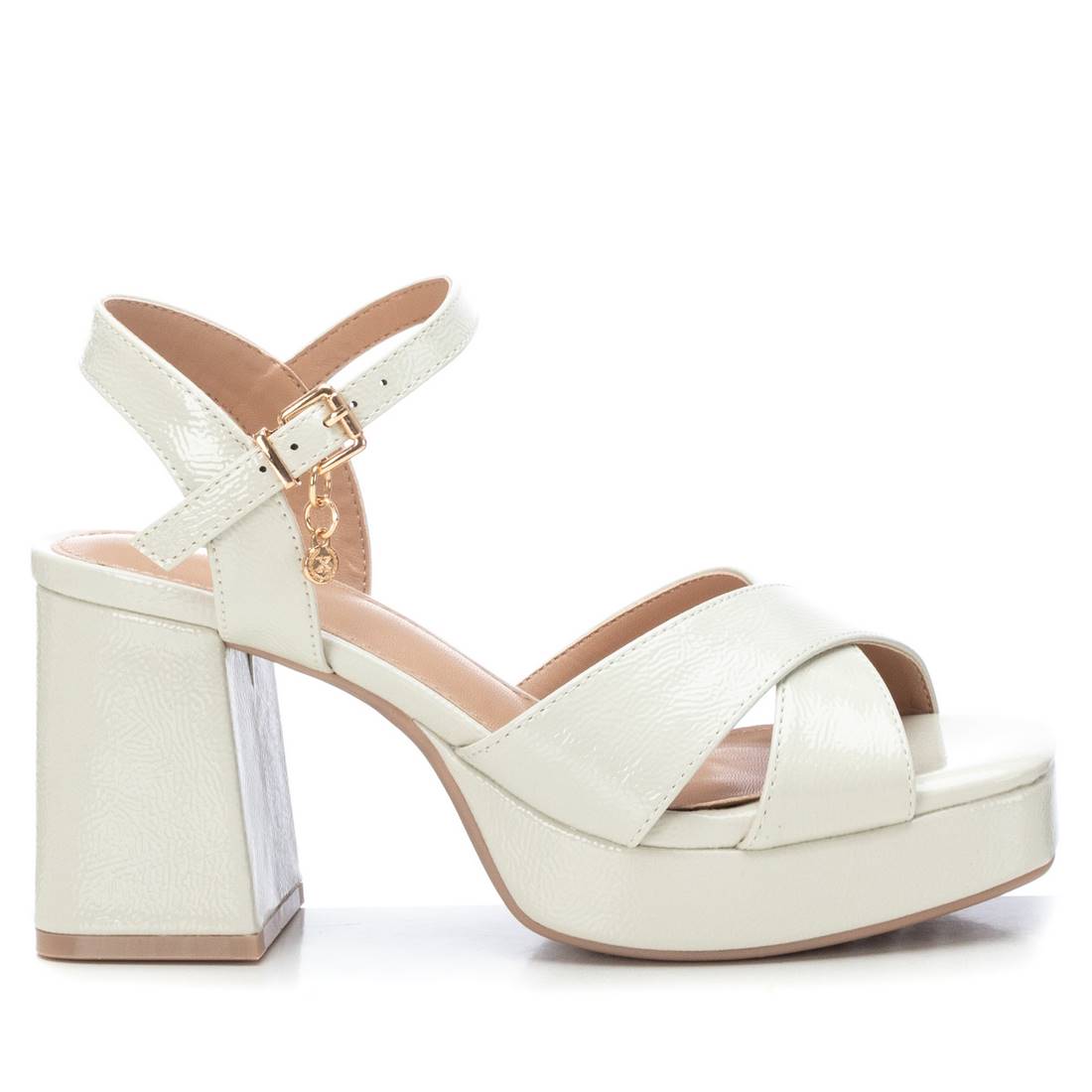 Sandalias de tacón de mujer con color blanco