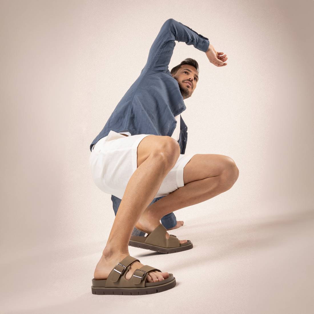 SANDALIA DE HOMBRE XTI 14253002