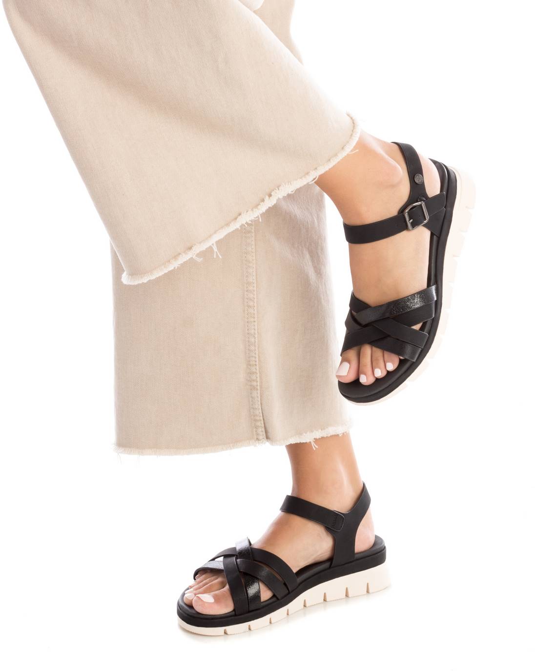 SANDALIA DE MUJER XTI 14270402