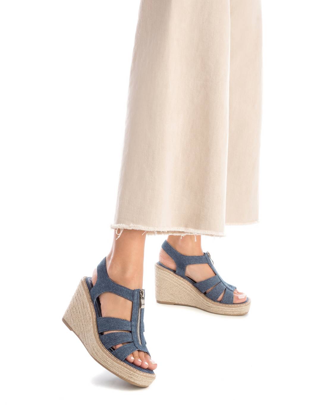 SANDALIA DE MUJER XTI 14276401