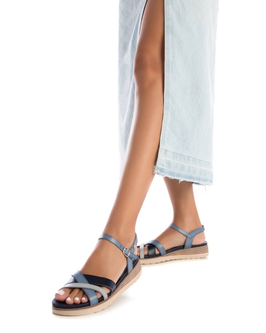 SANDALIA DE MUJER XTI 14284805