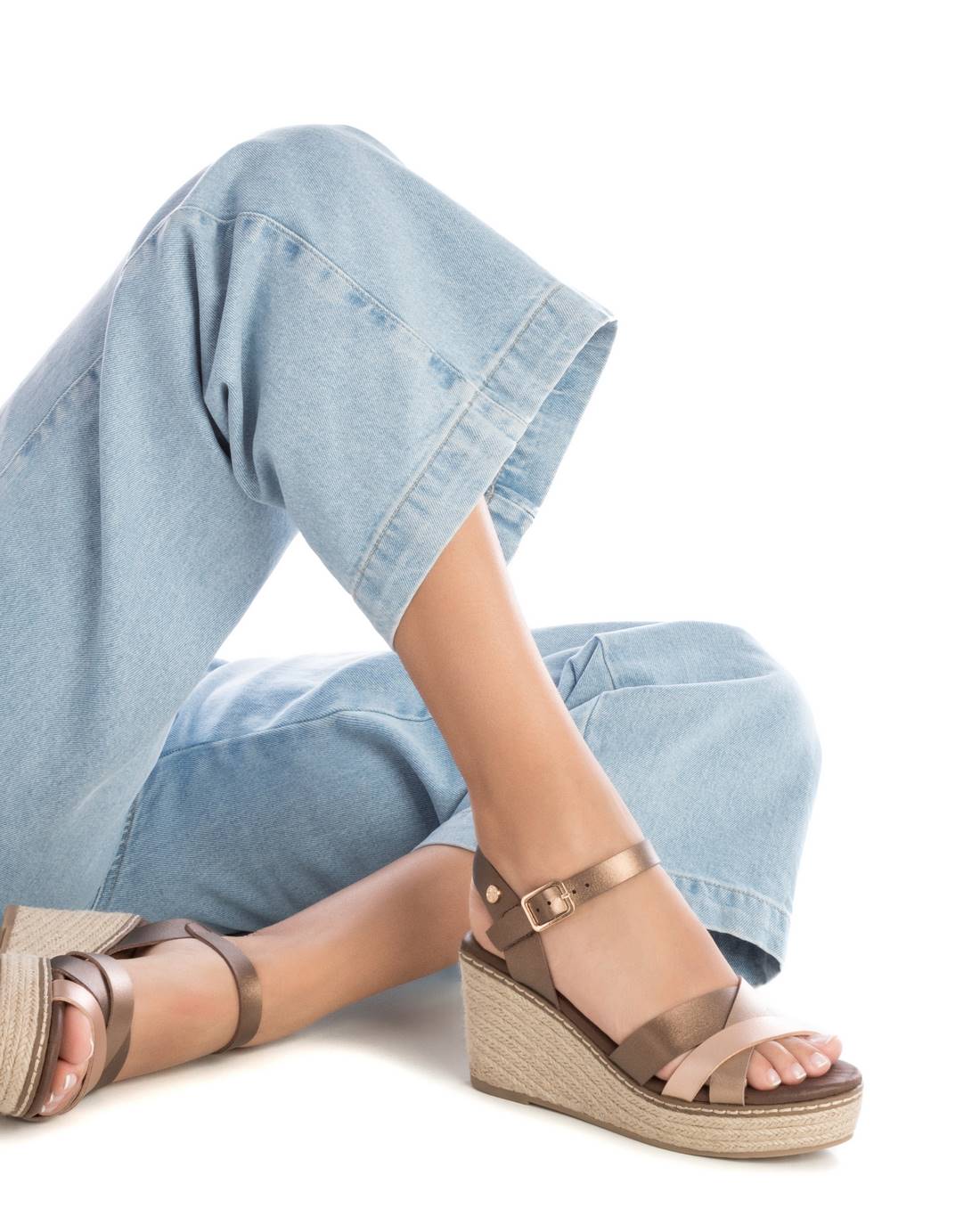 SANDALIA DE MUJER XTI 14285402