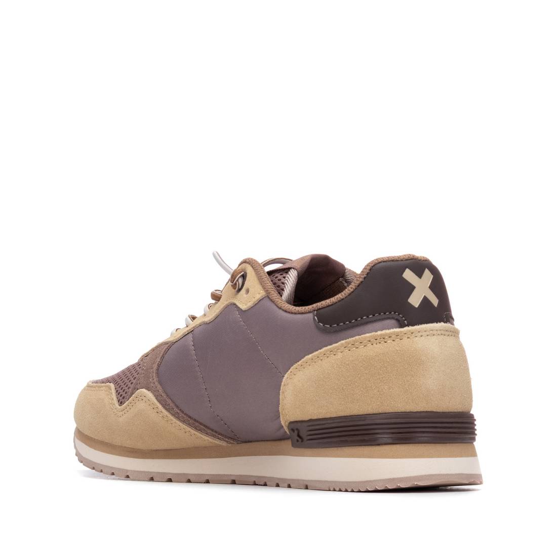 Zapatilla de mujer plano Xti 14416406