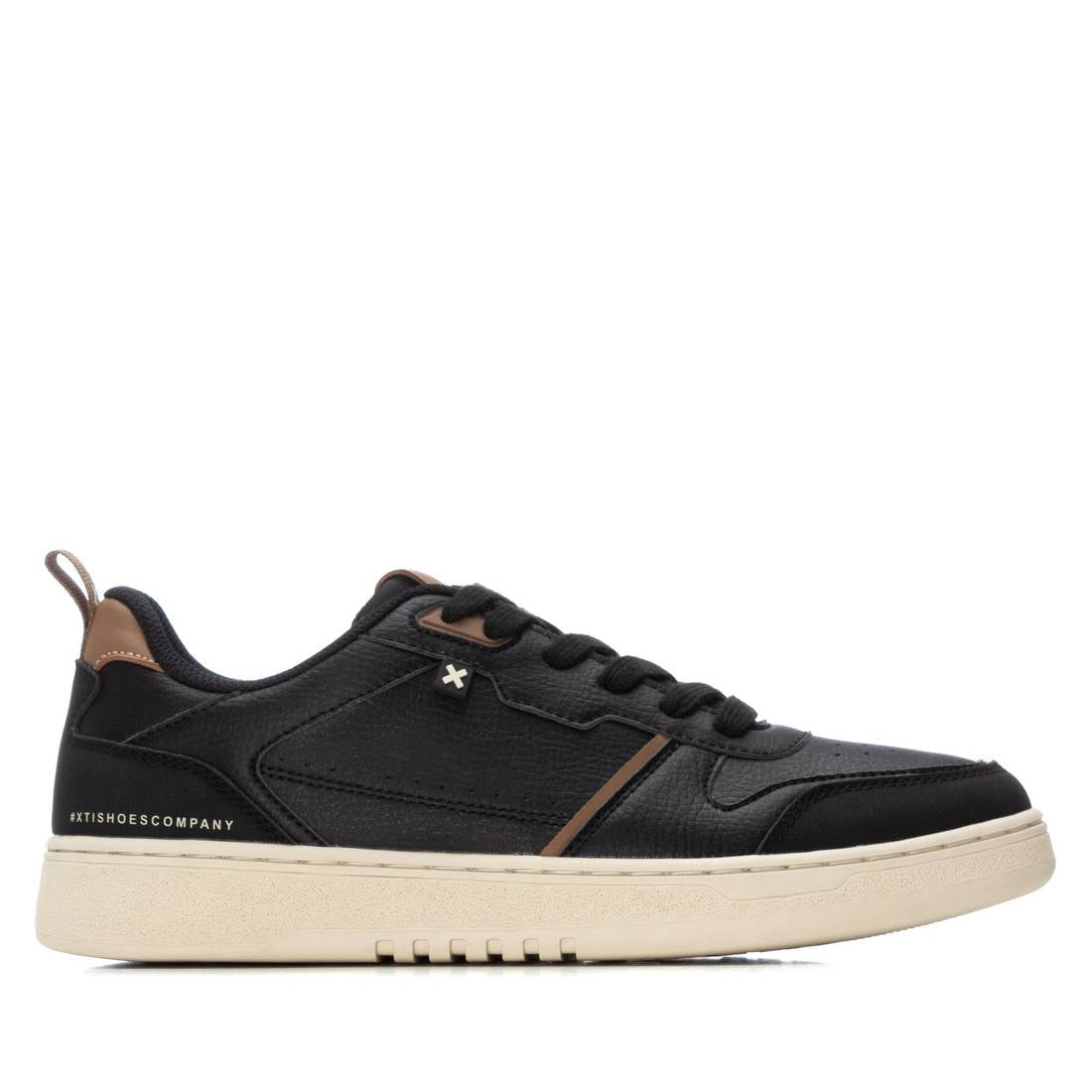 Zapatilla de hombre plano Xti 14417301
