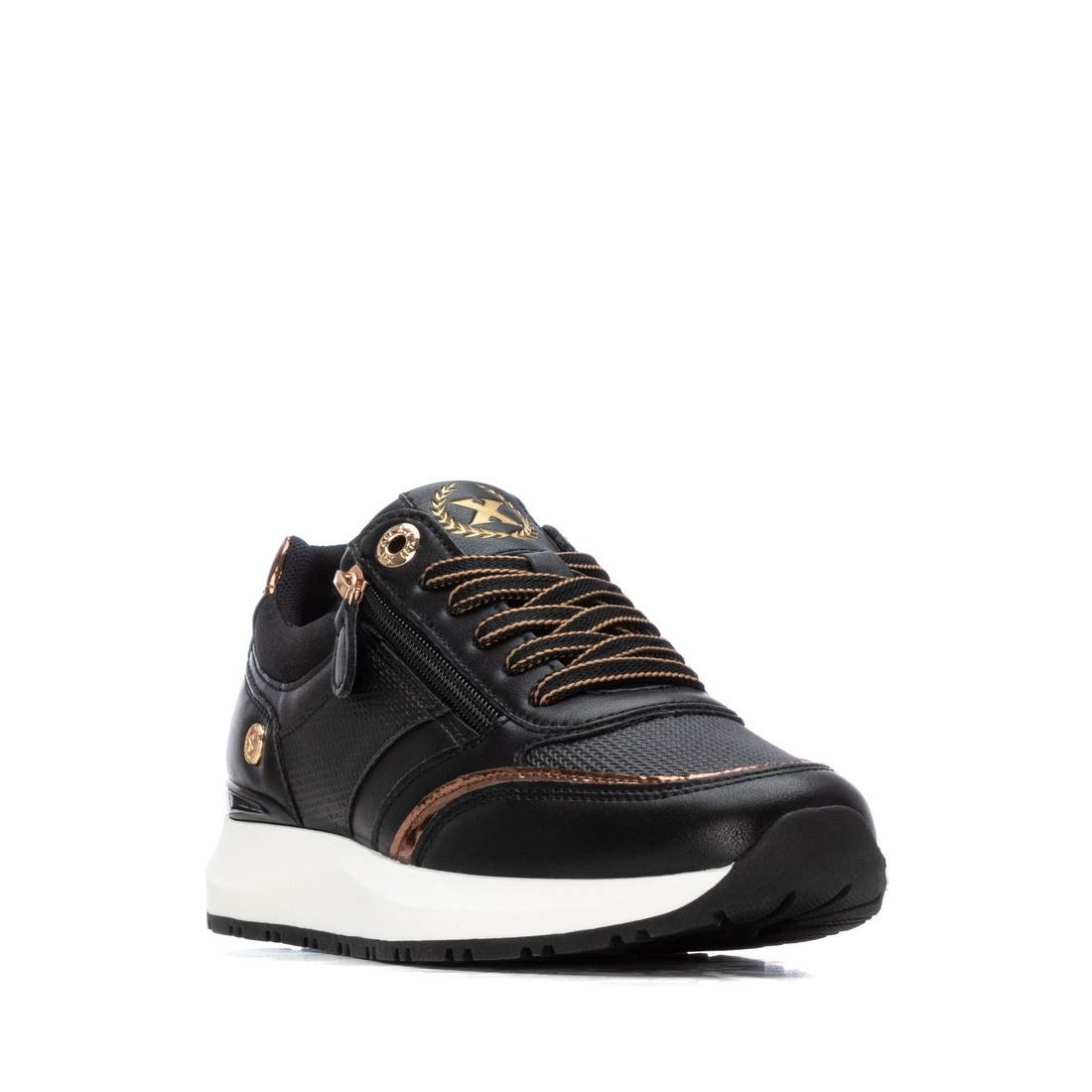 Zapatilla de mujer plano Xti 14418302