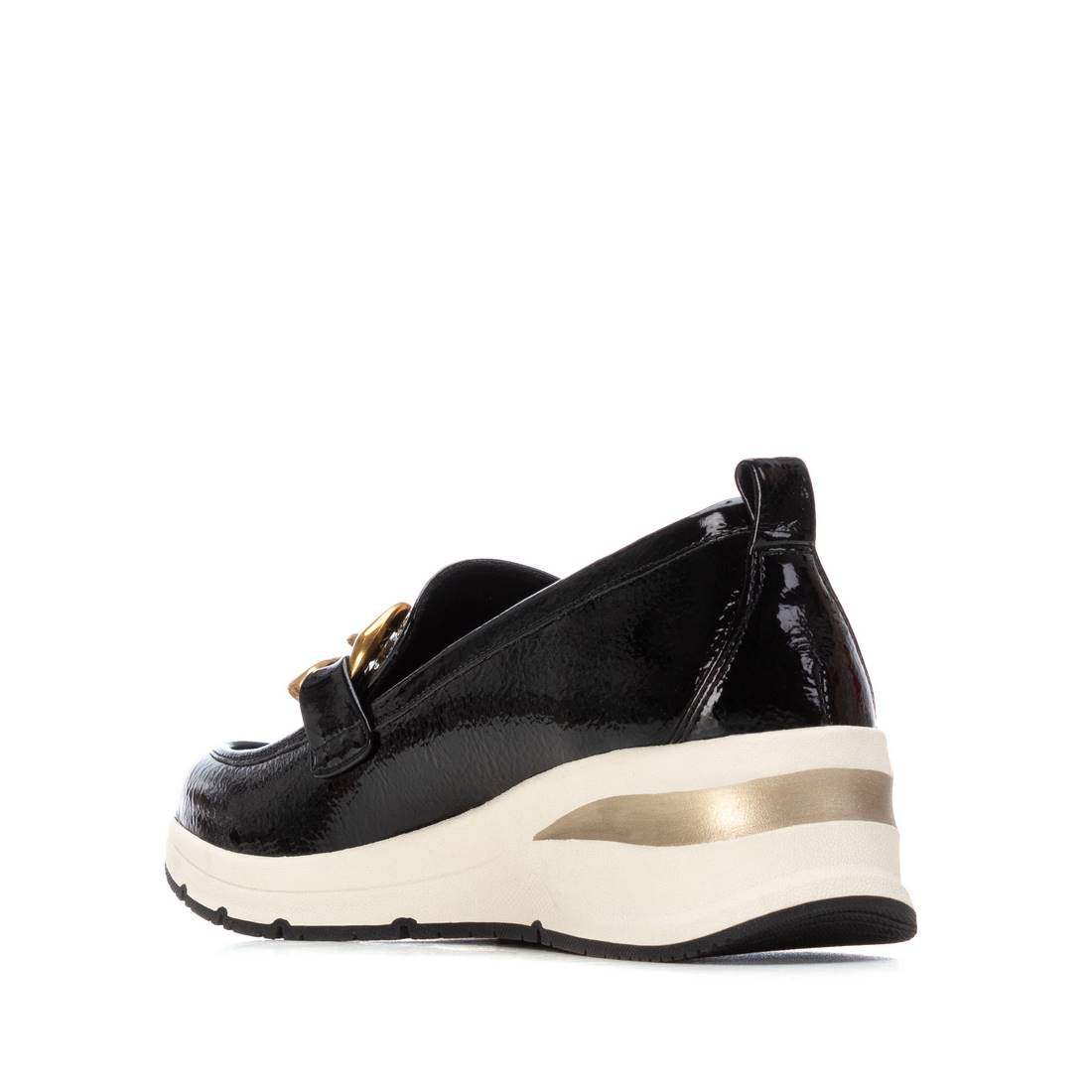 Zapato de mujer con cuña Xti 14422401