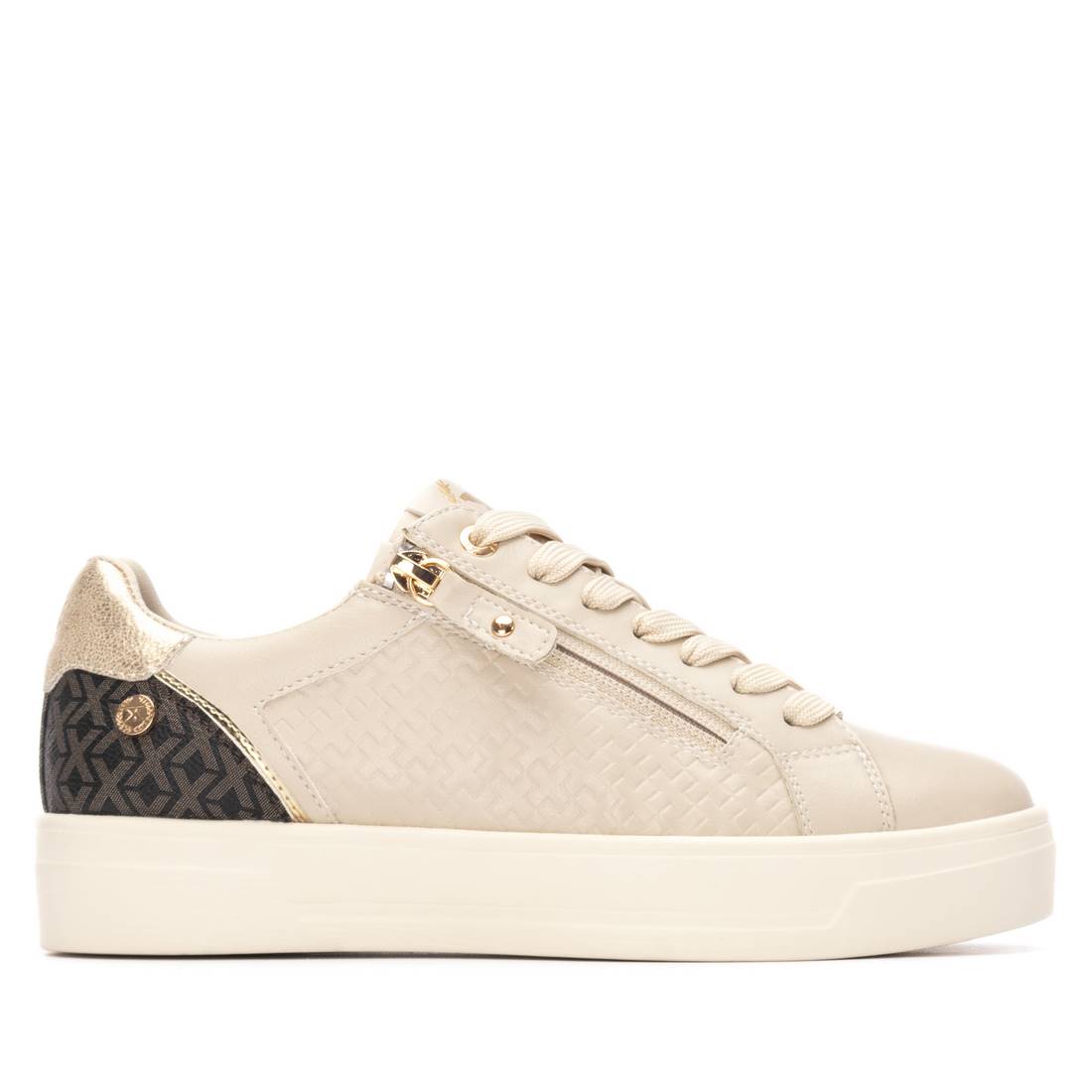 Zapatilla de mujer plano Xti 14437101