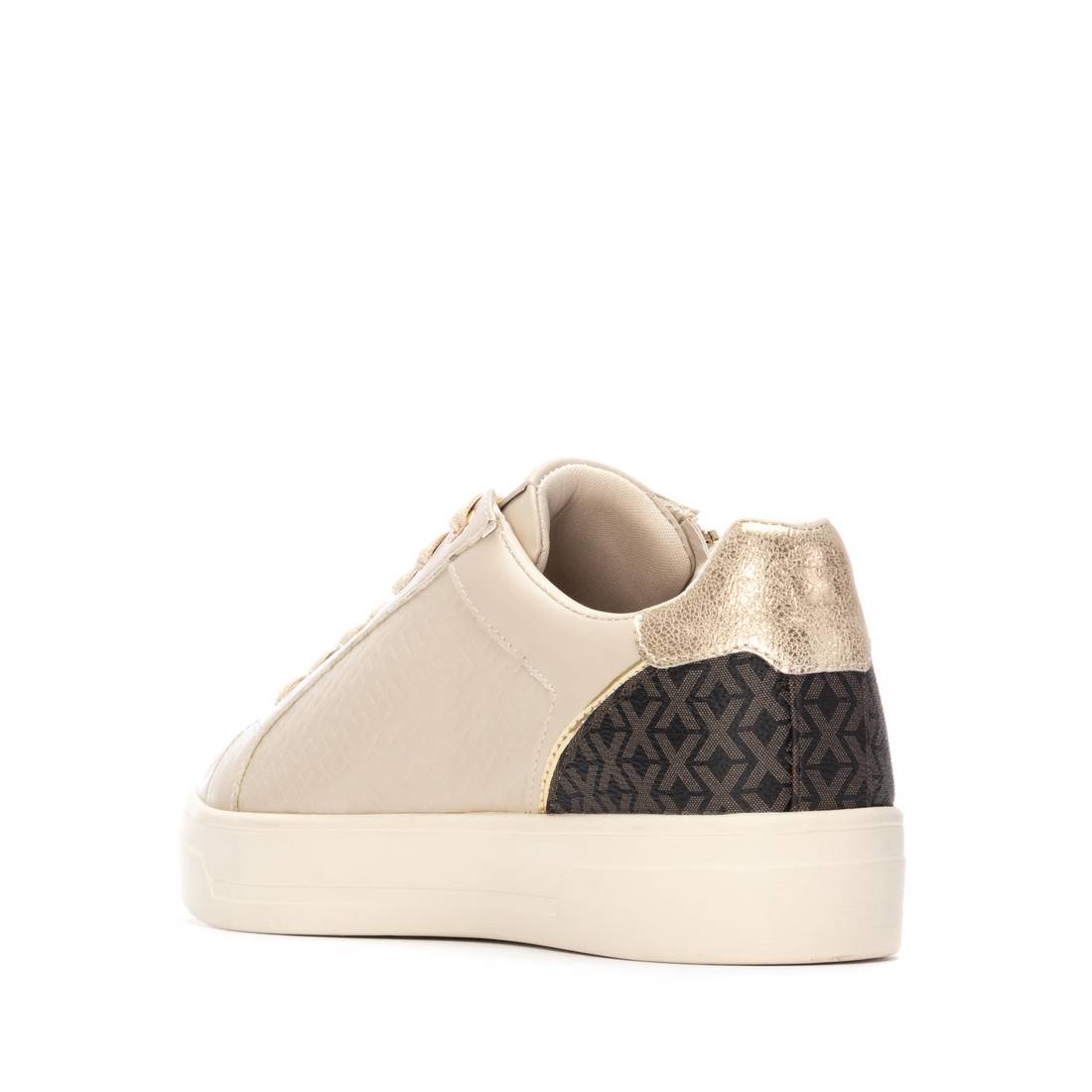 Zapatilla de mujer plano Xti 14437101