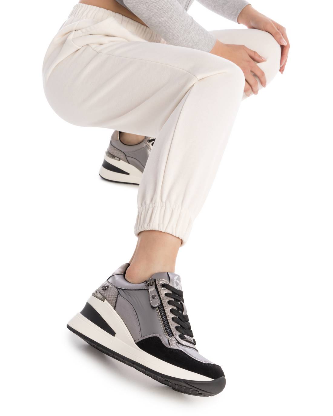 WOMEN'S SNEAKER XTI 14438203