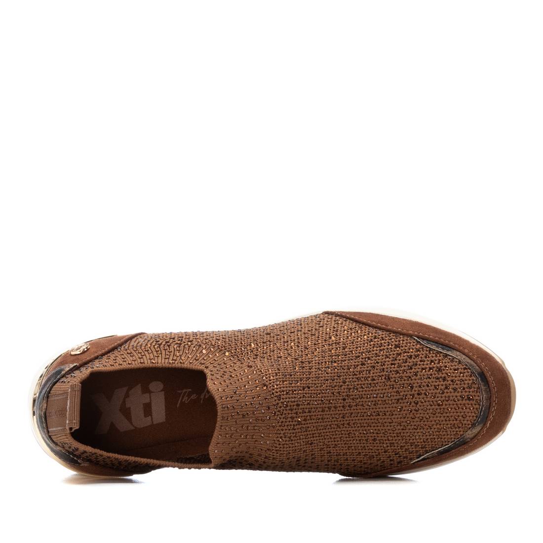 Zapatilla de mujer con cuña Xti 14438502