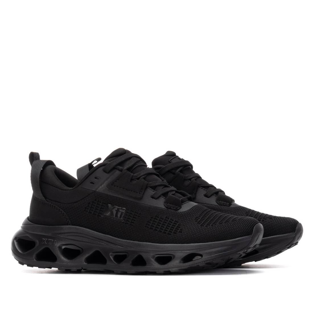 Zapatilla de mujer plano Xti 14454301