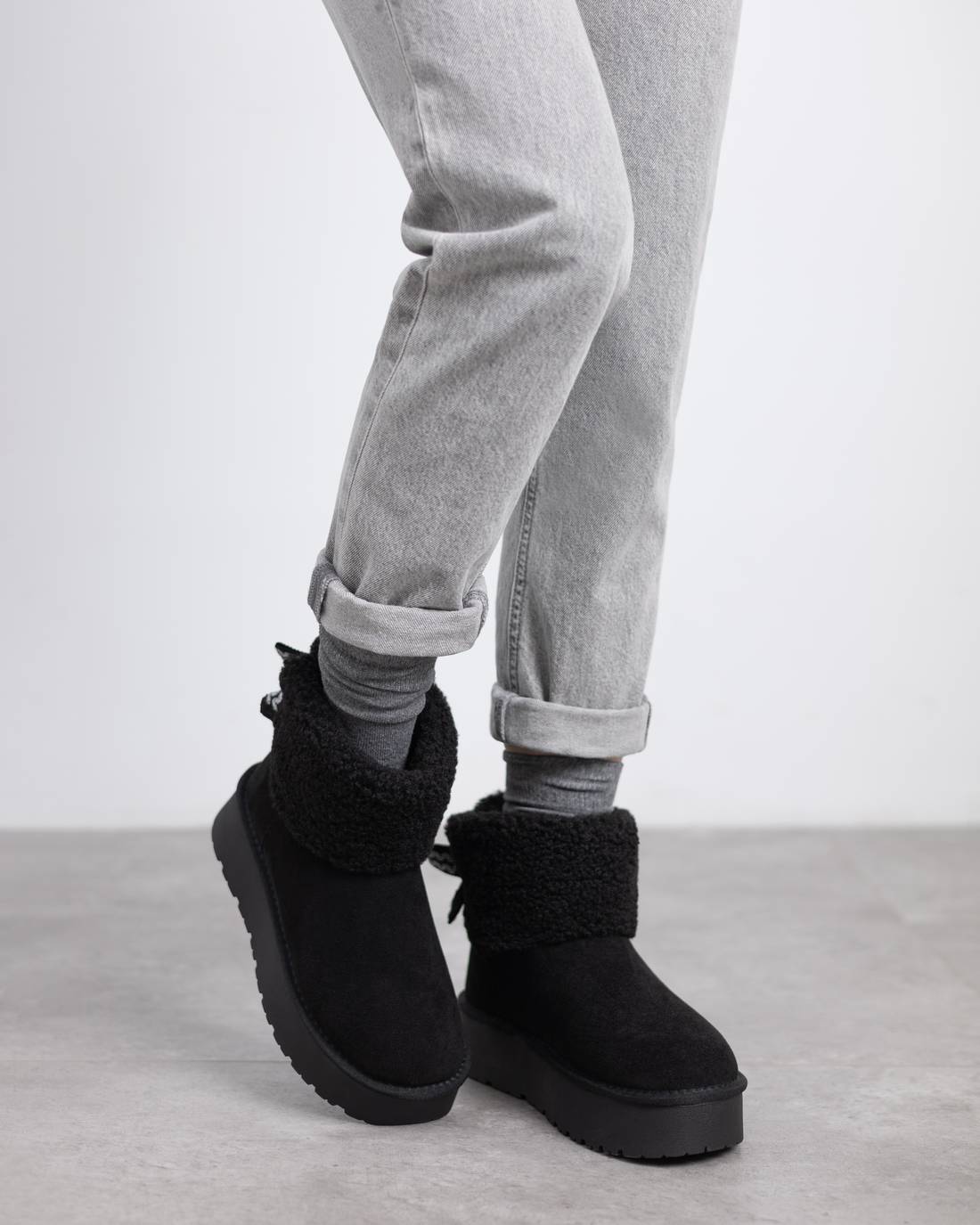 Botin de mujer plano Xti 14460201