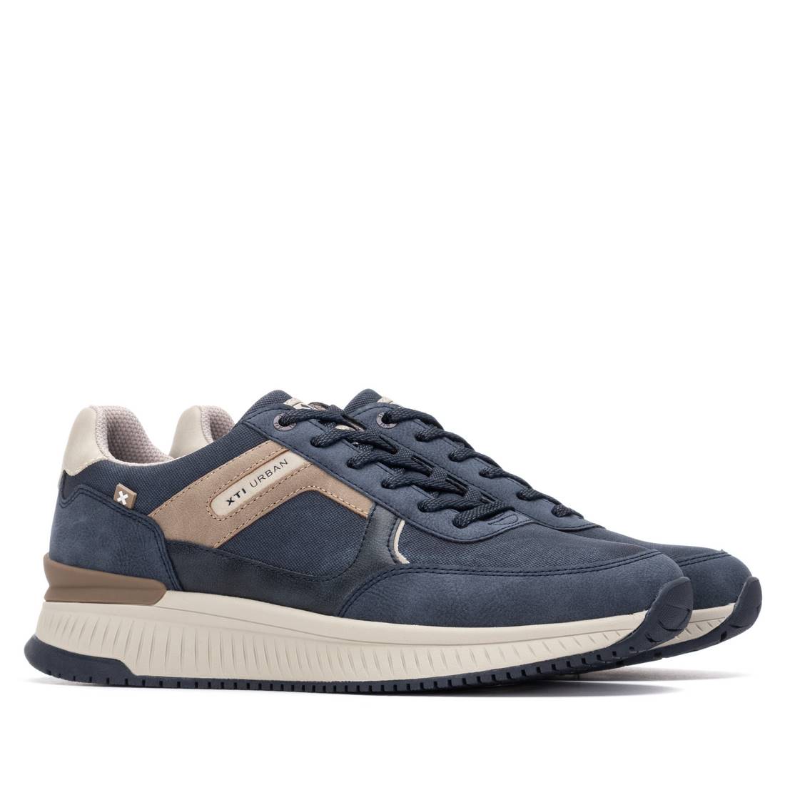 Zapatilla de hombre plano Xti 14462501
