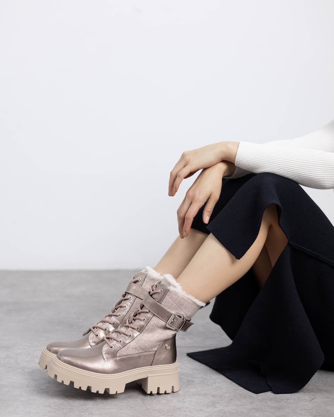 Botin de mujer plano Xti 14466901