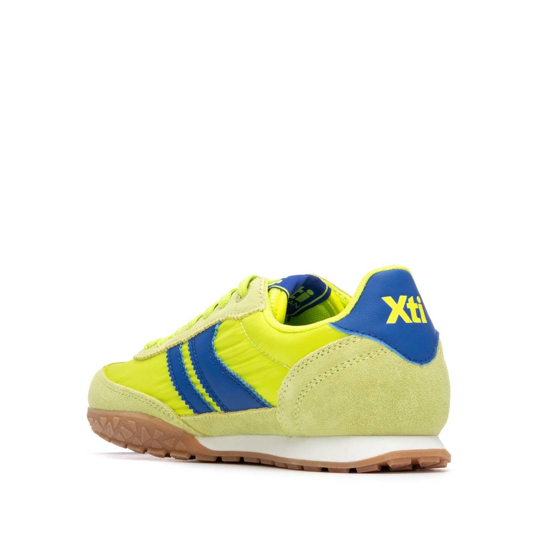 Zapatilla de mujer plano Xti 14505901