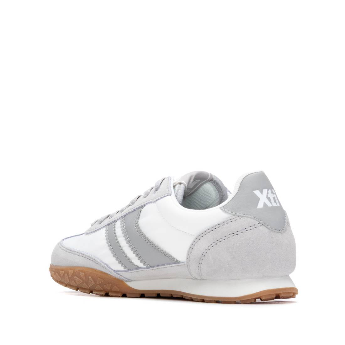 Zapatilla de mujer plano Xti 14505902