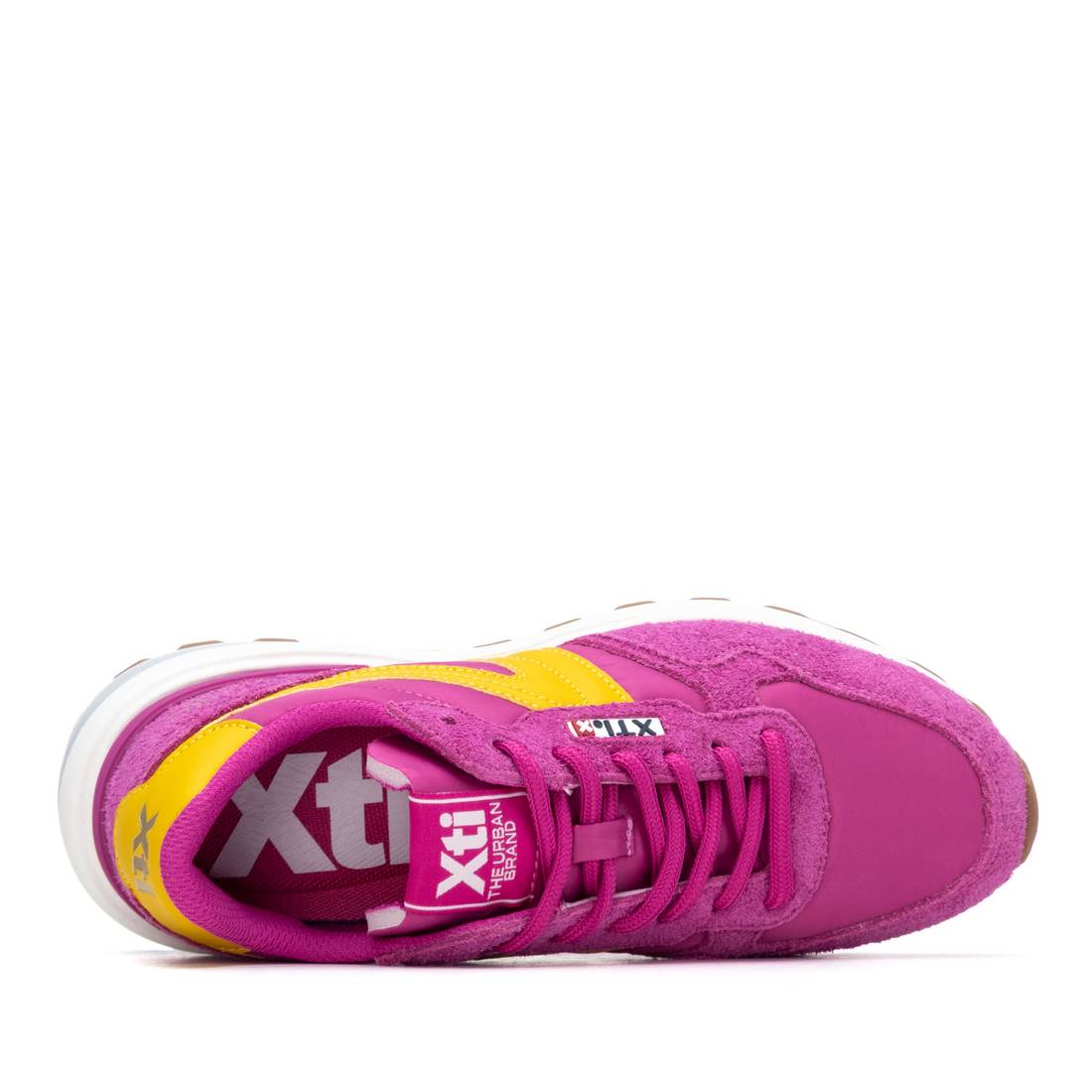 Zapatilla de mujer plano Xti 14506504