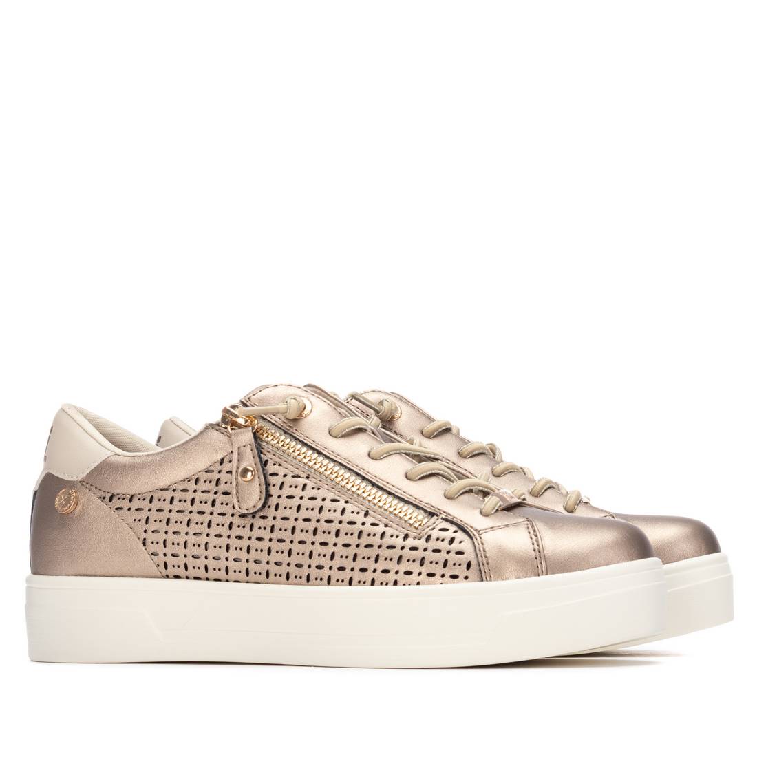 Zapatilla de mujer plano Xti 14509501