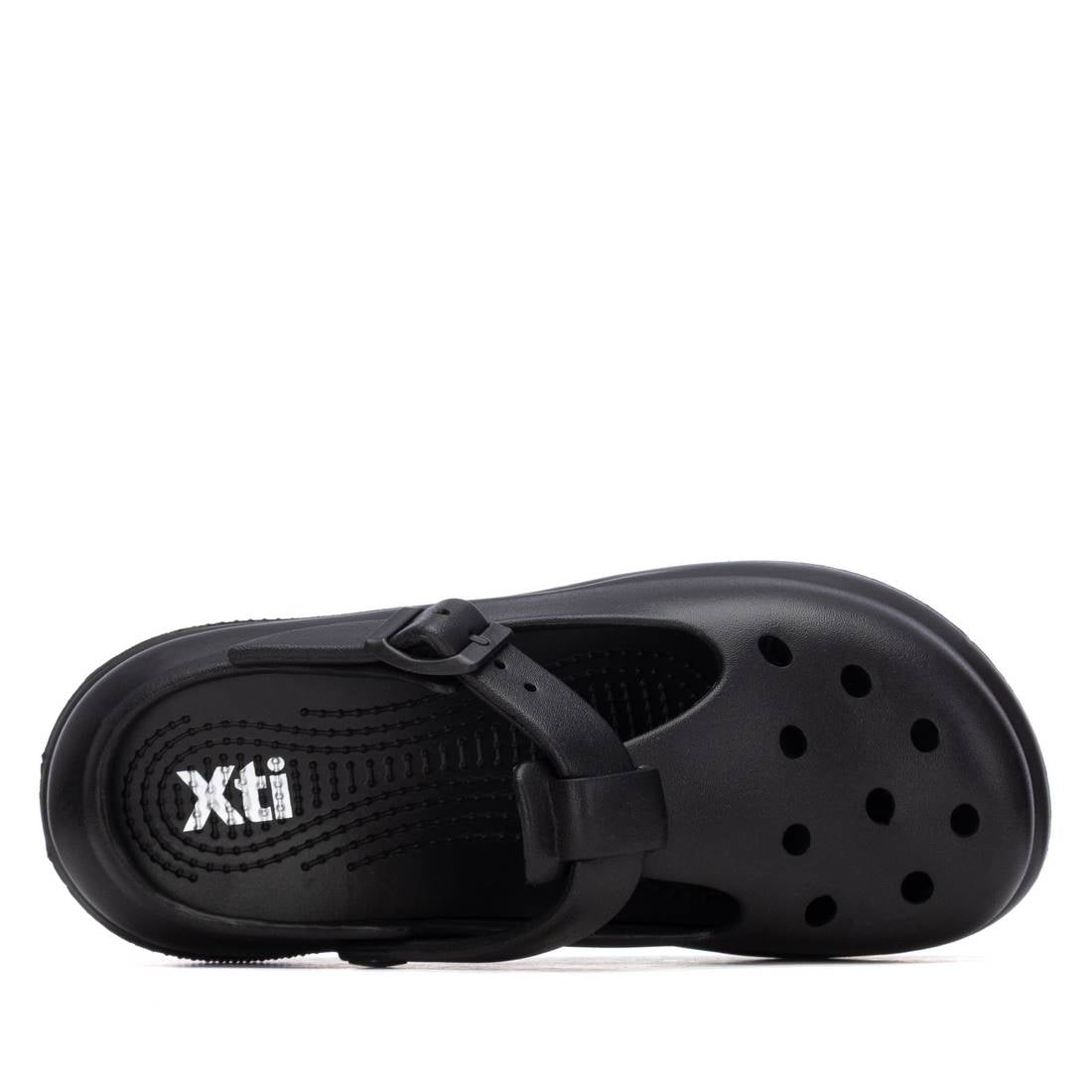 Zueco de mujer plano Xti 14514201