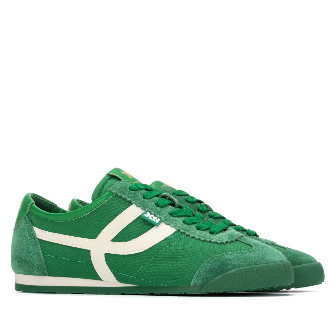 Zapatilla de mujer plano Xti 14521807