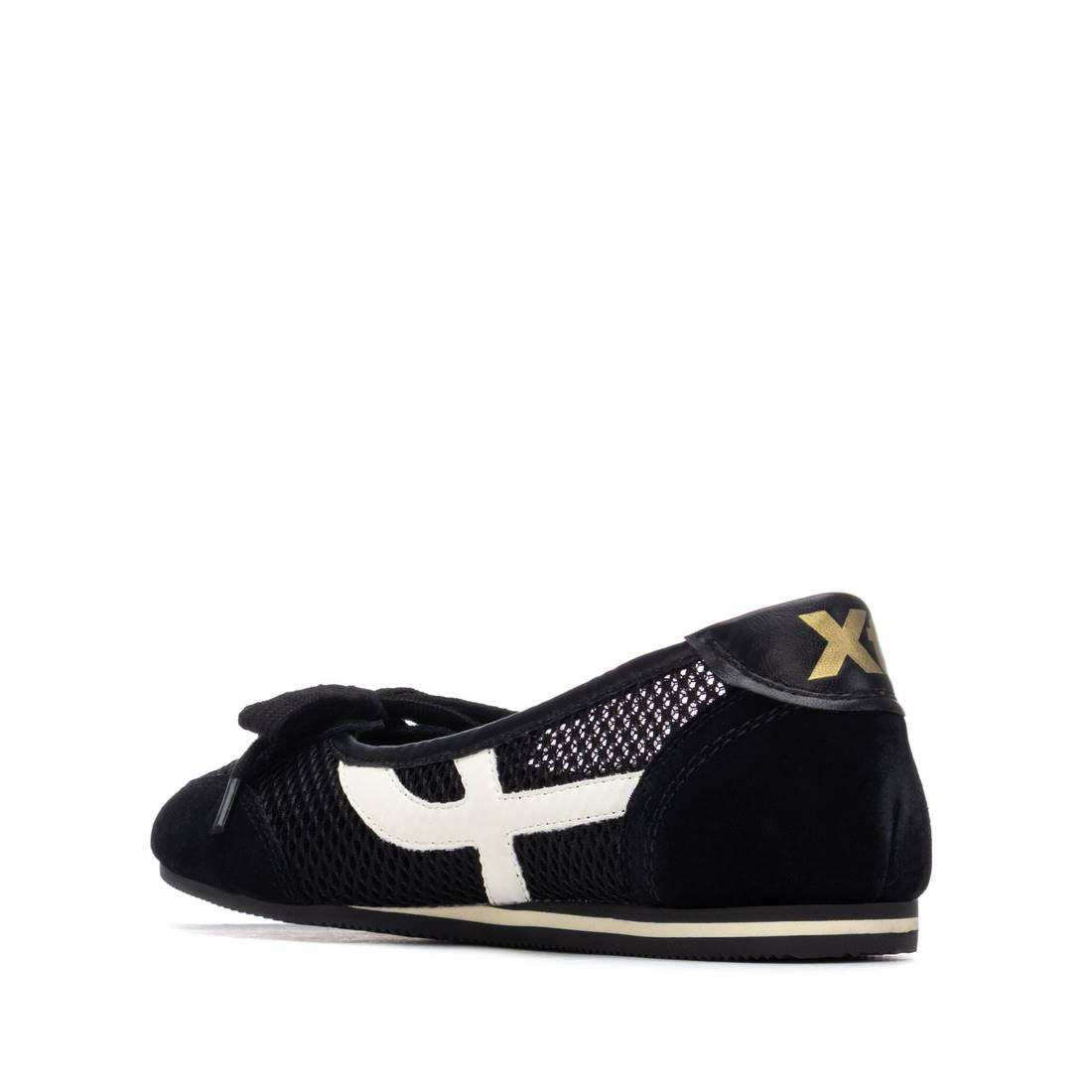 Zapatilla de mujer plano Xti 14522604