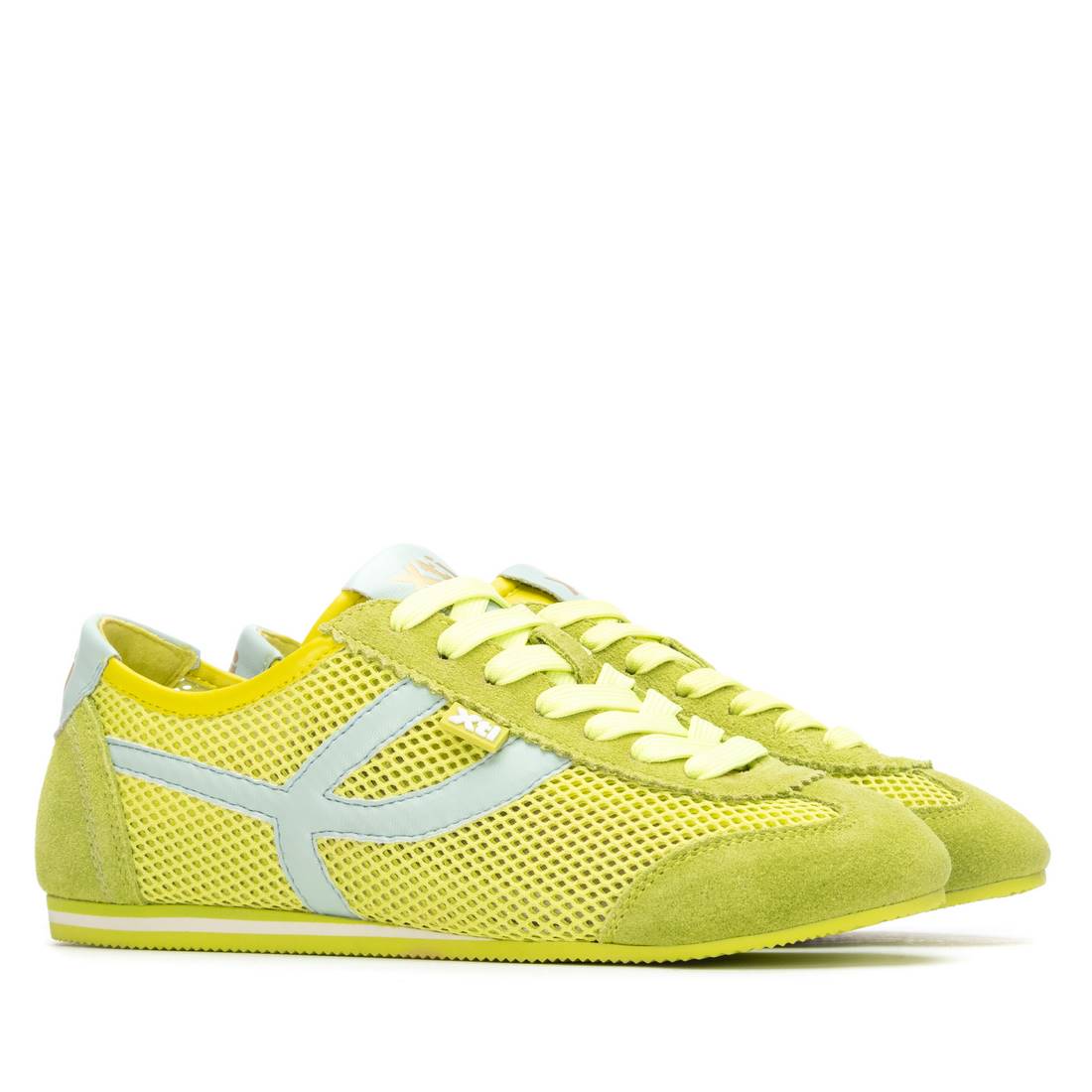 Zapatilla de mujer plano Xti 14522912