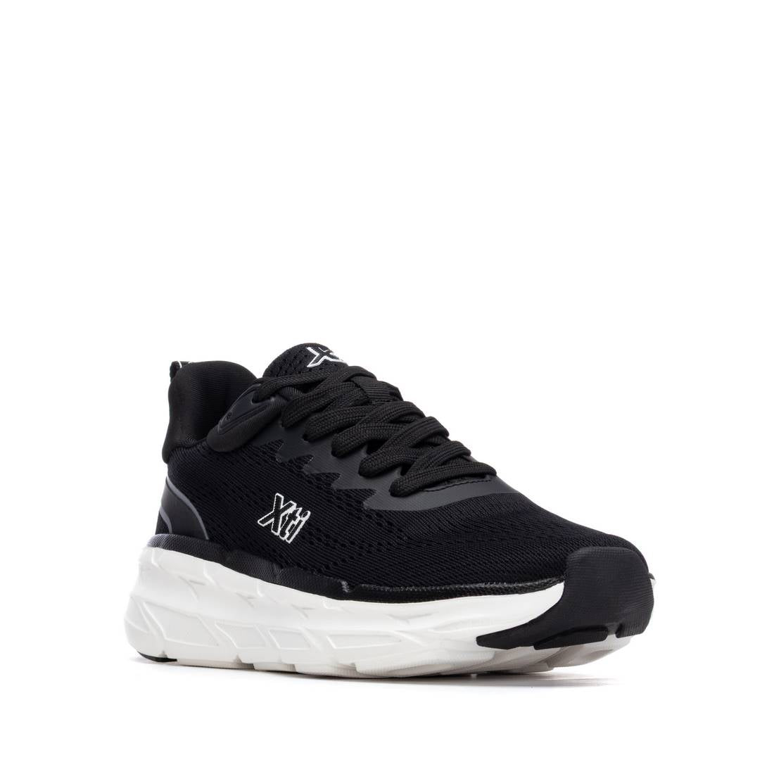 Zapatilla de mujer plano Xti 14532201