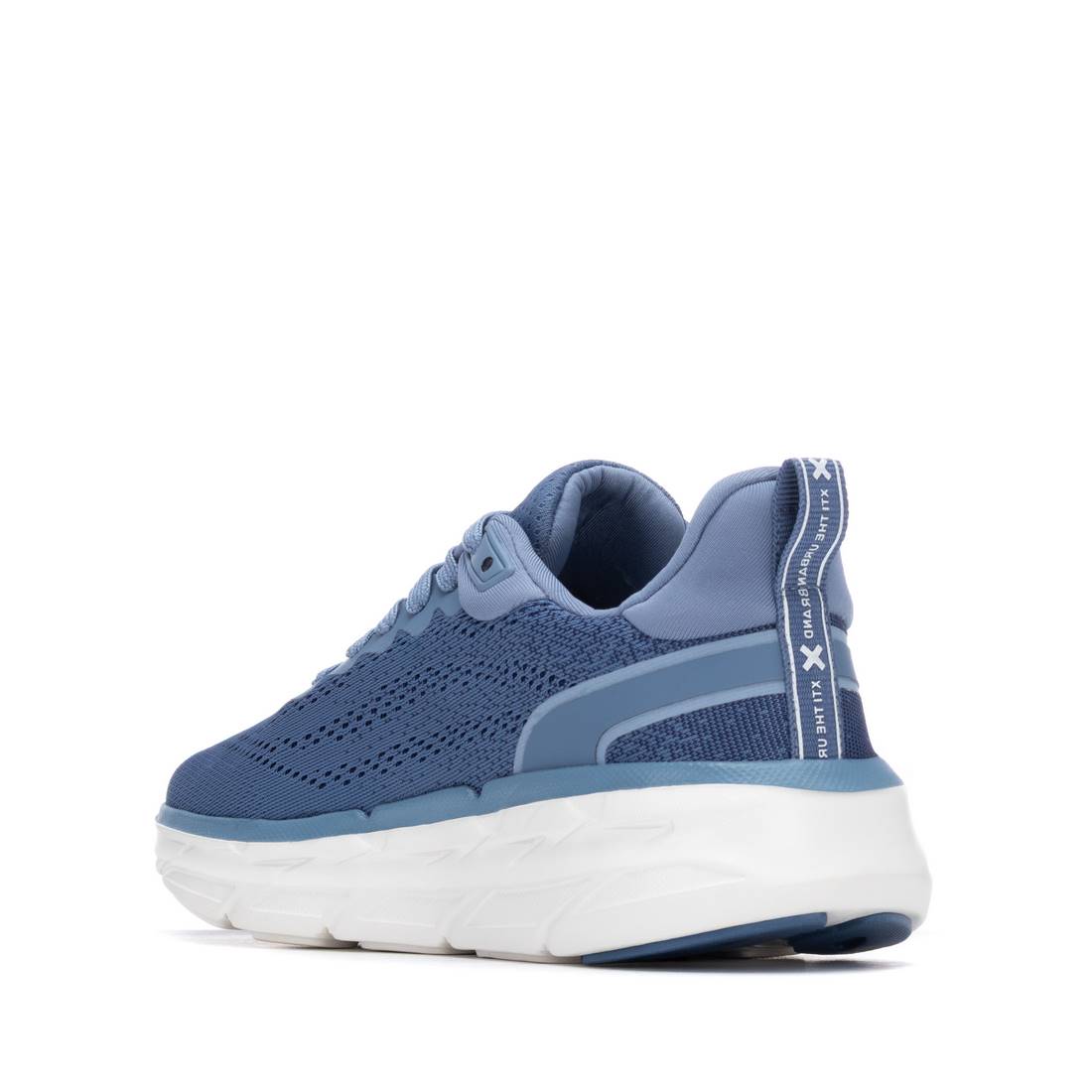 Zapatilla de mujer plano Xti 14532202