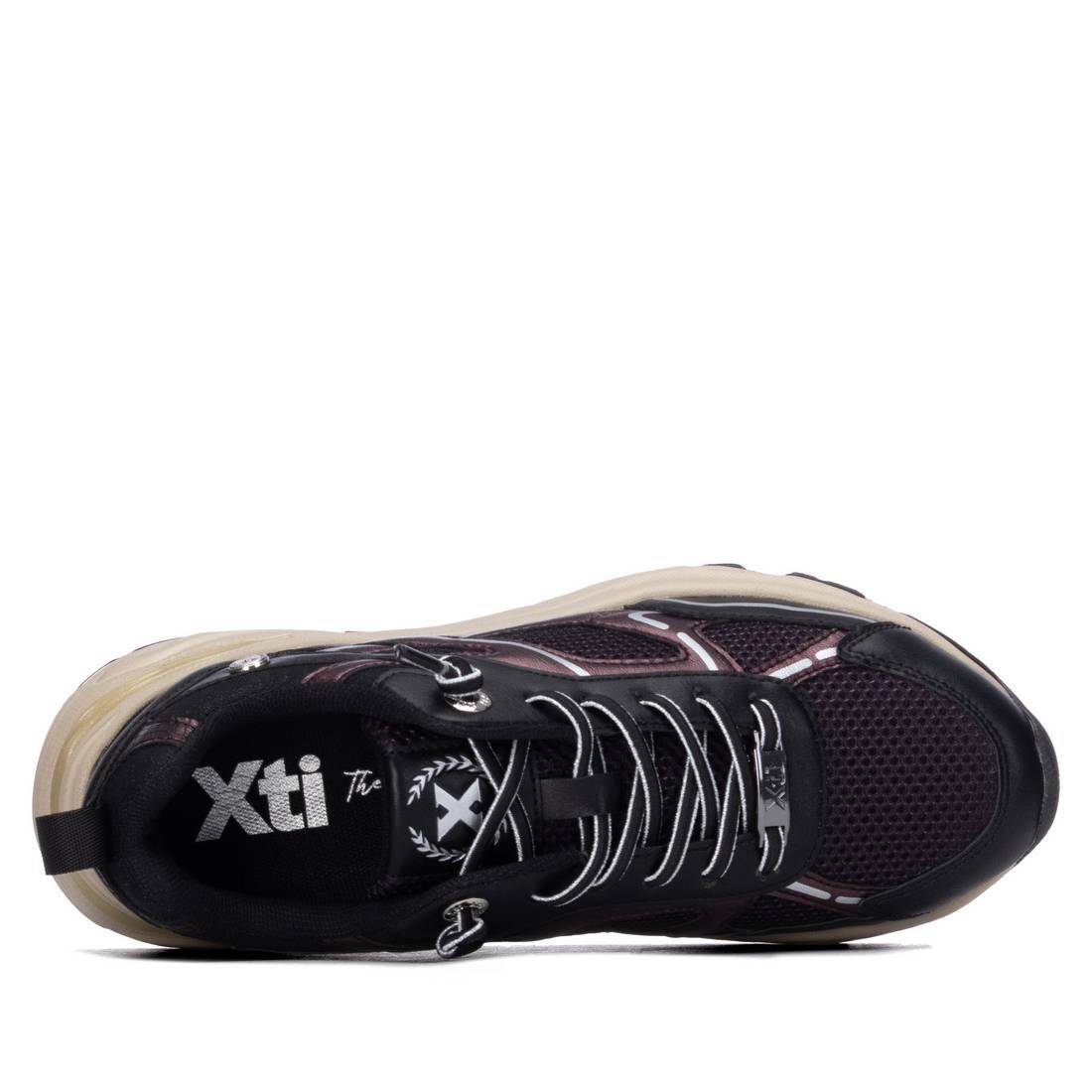 Zapatilla de mujer plano Xti 14539006