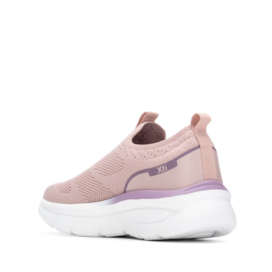 Zapatilla de mujer plano Xti 14539305