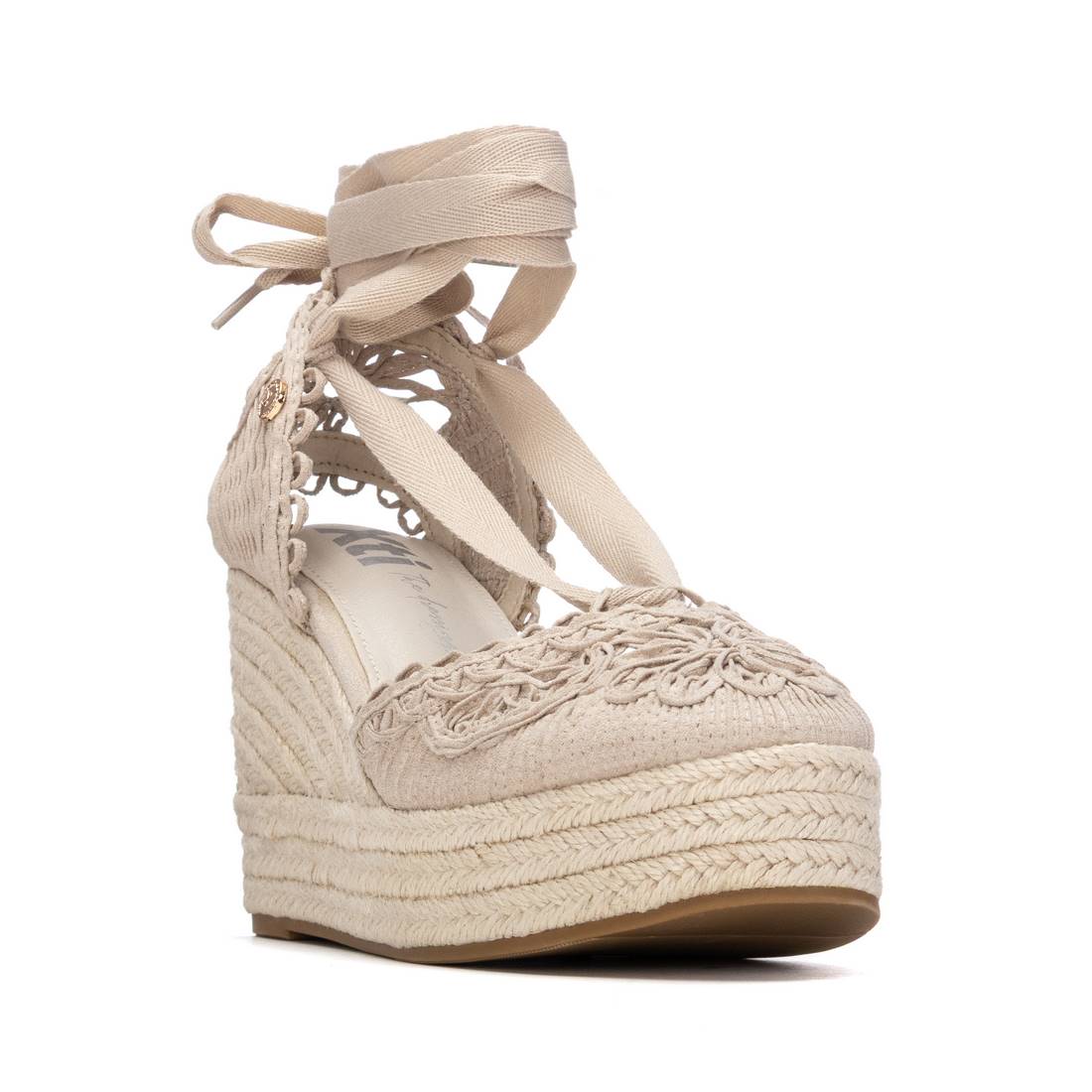 Zapato de mujer con cuña Xti 14542202