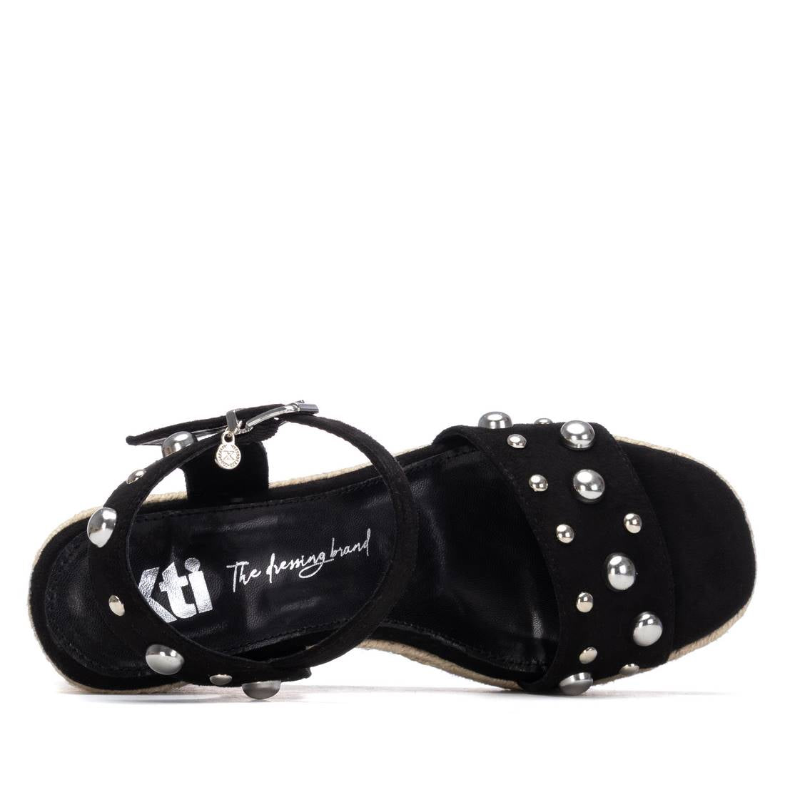 Sandalia de mujer con cuña Xti 14545402