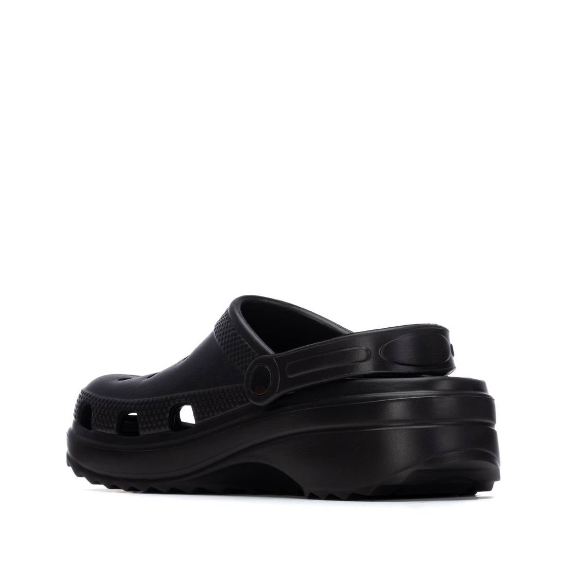 Zueco de hombre plano Xti 14573401