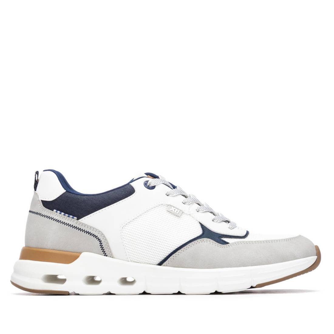 Zapatilla de hombre plano Xti 14576101