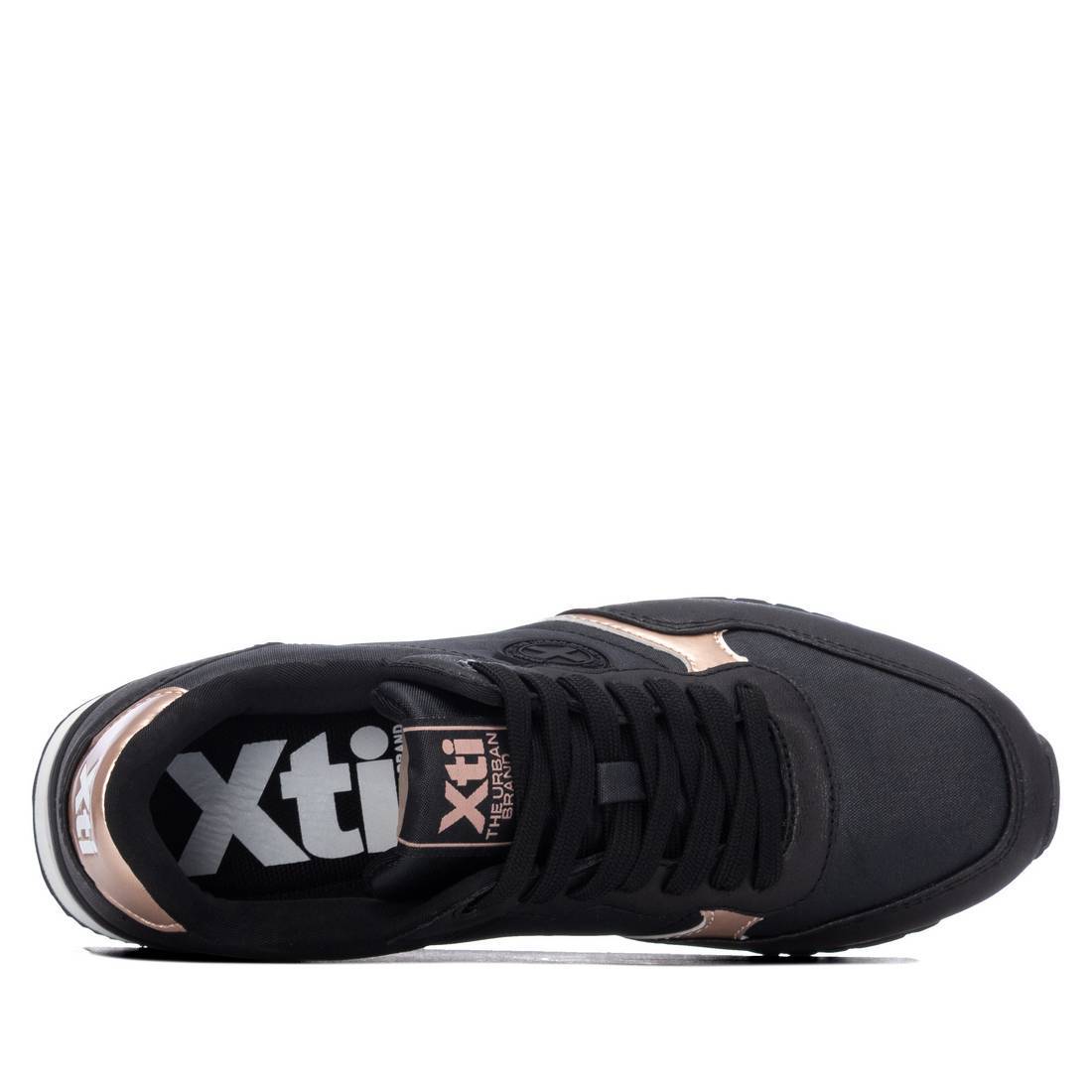 Zapatilla de mujer plano Xti 14600701