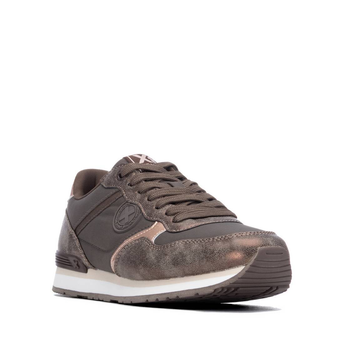 Zapatilla de mujer plano Xti 14600702