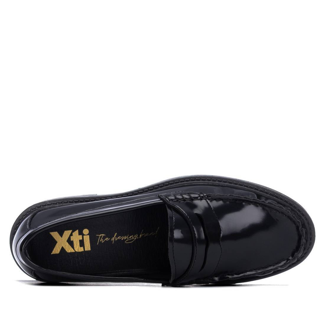 Zapato de mujer plano Xti 14602101