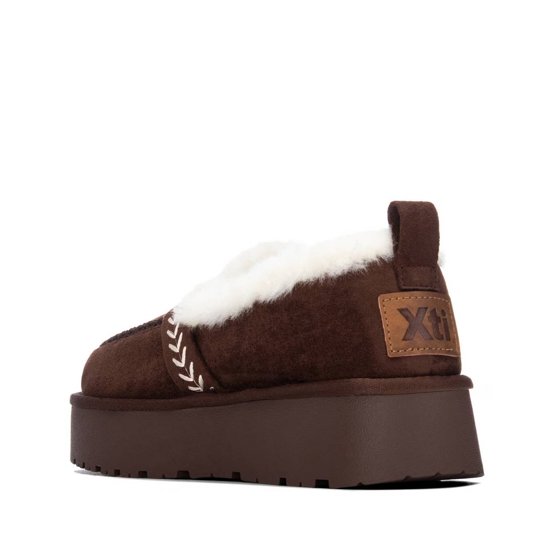 Zapato de mujer plano Xti 14606401