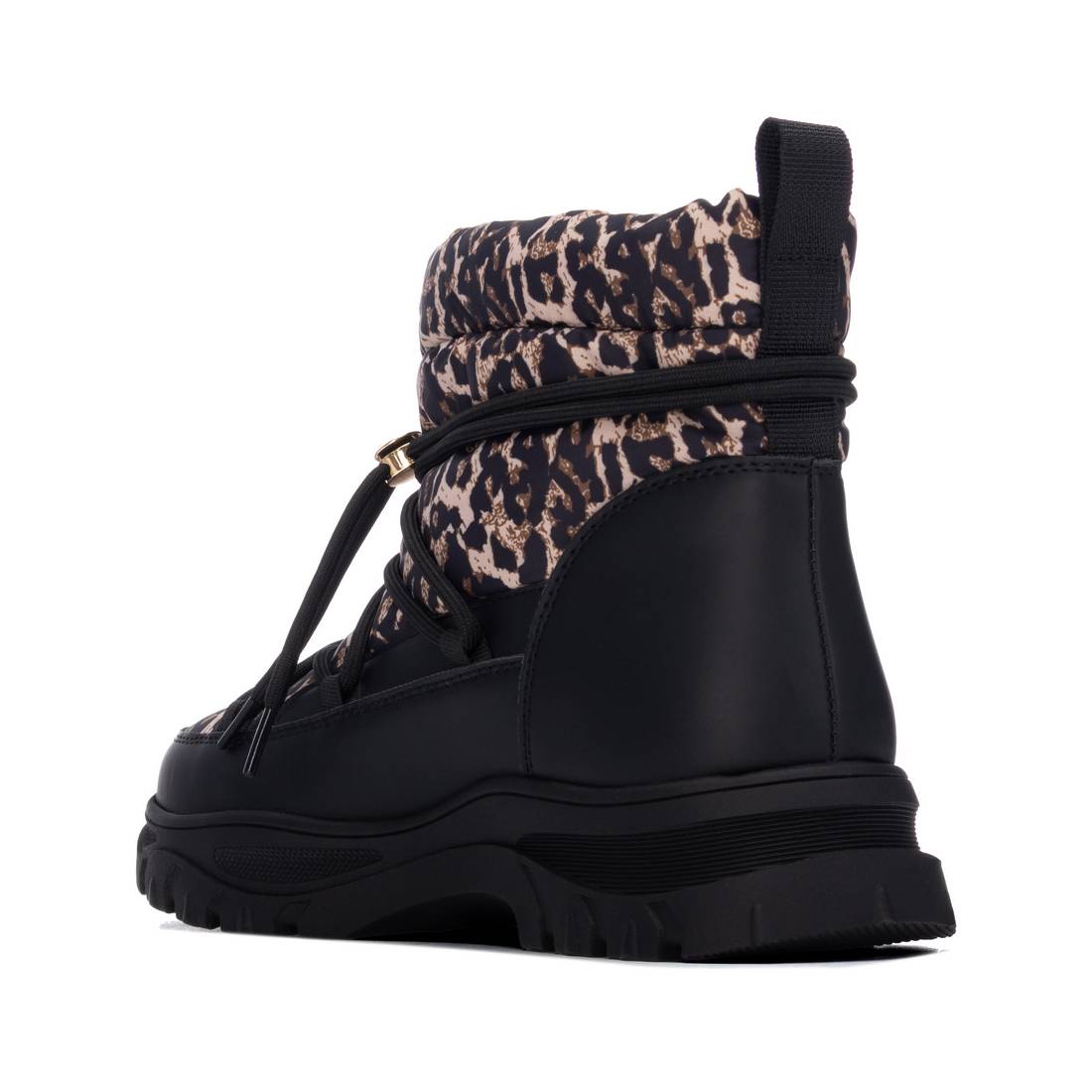 Botin de mujer plano Xti 14607001