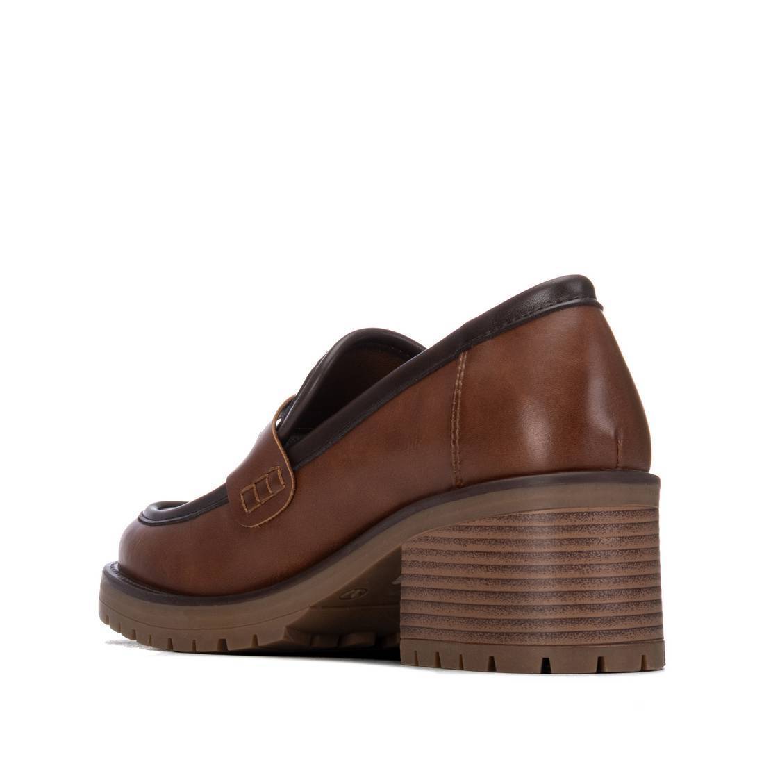 Zapato de mujer con tacón Xti 14608403