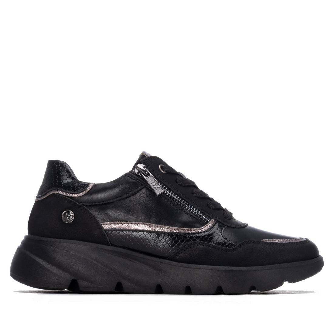 Zapatilla de mujer plano Xti 14611103