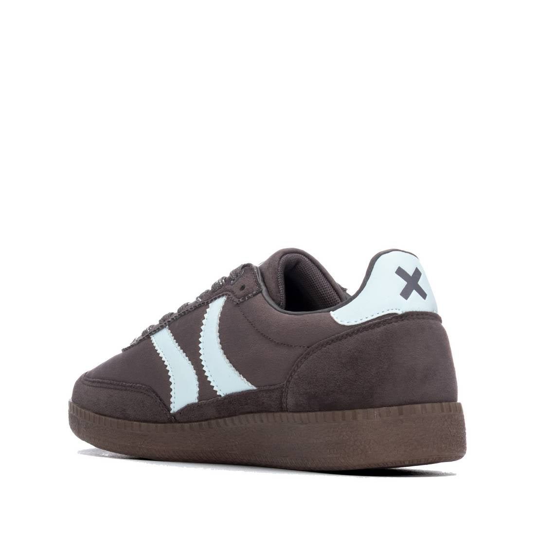 Zapatilla de mujer plano Xti 14612502