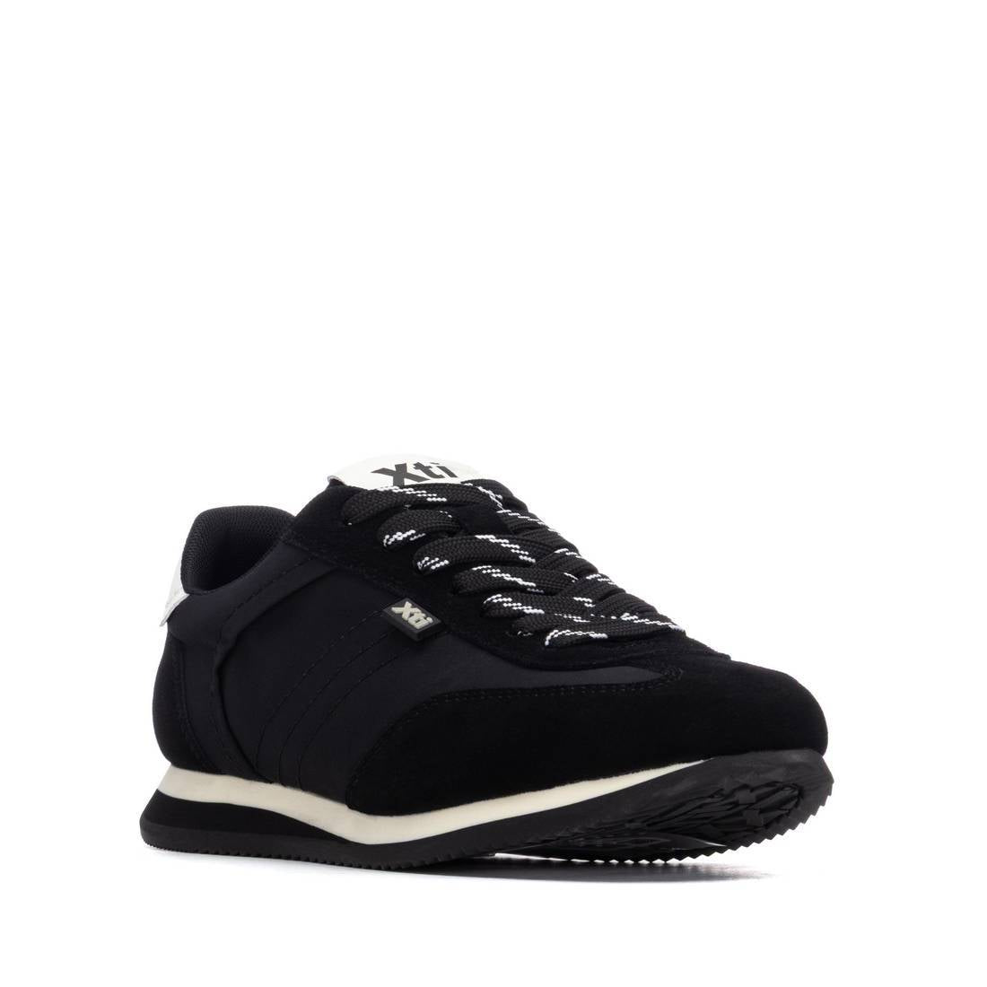 Zapatilla de mujer plano Xti 14614904