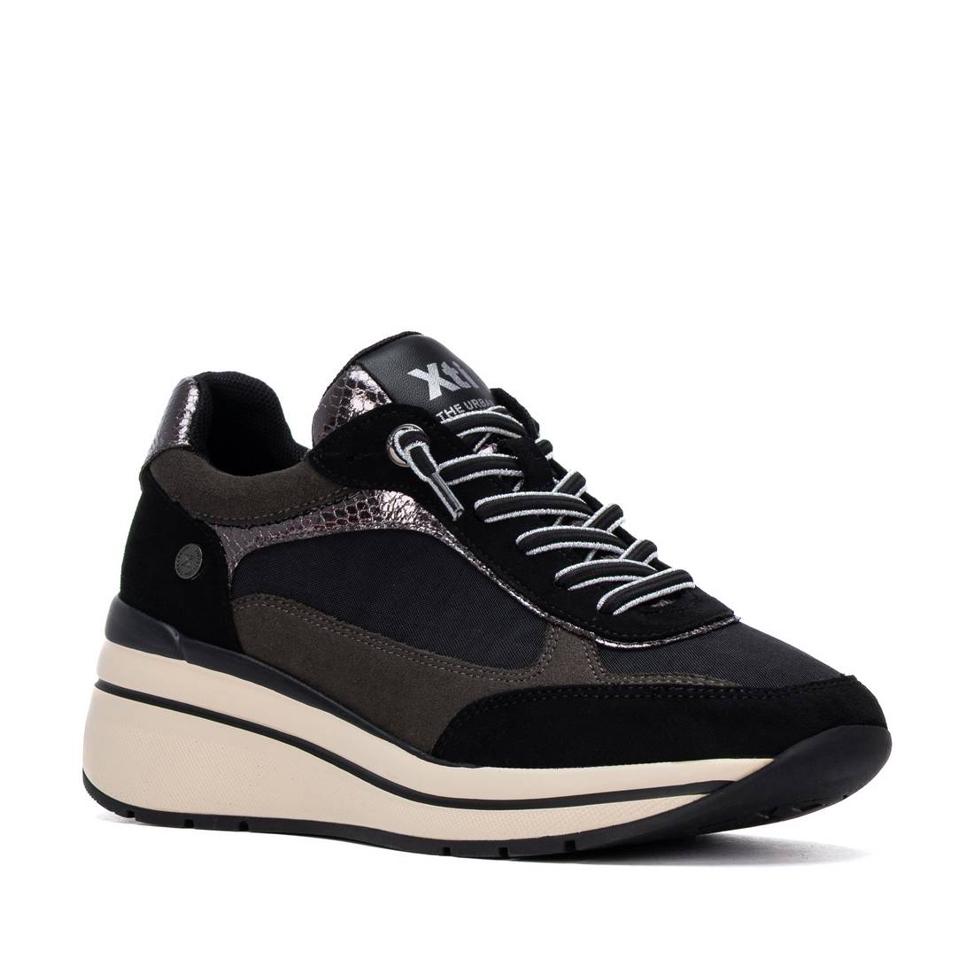 Zapatilla de mujer con cuña Xti 14617003