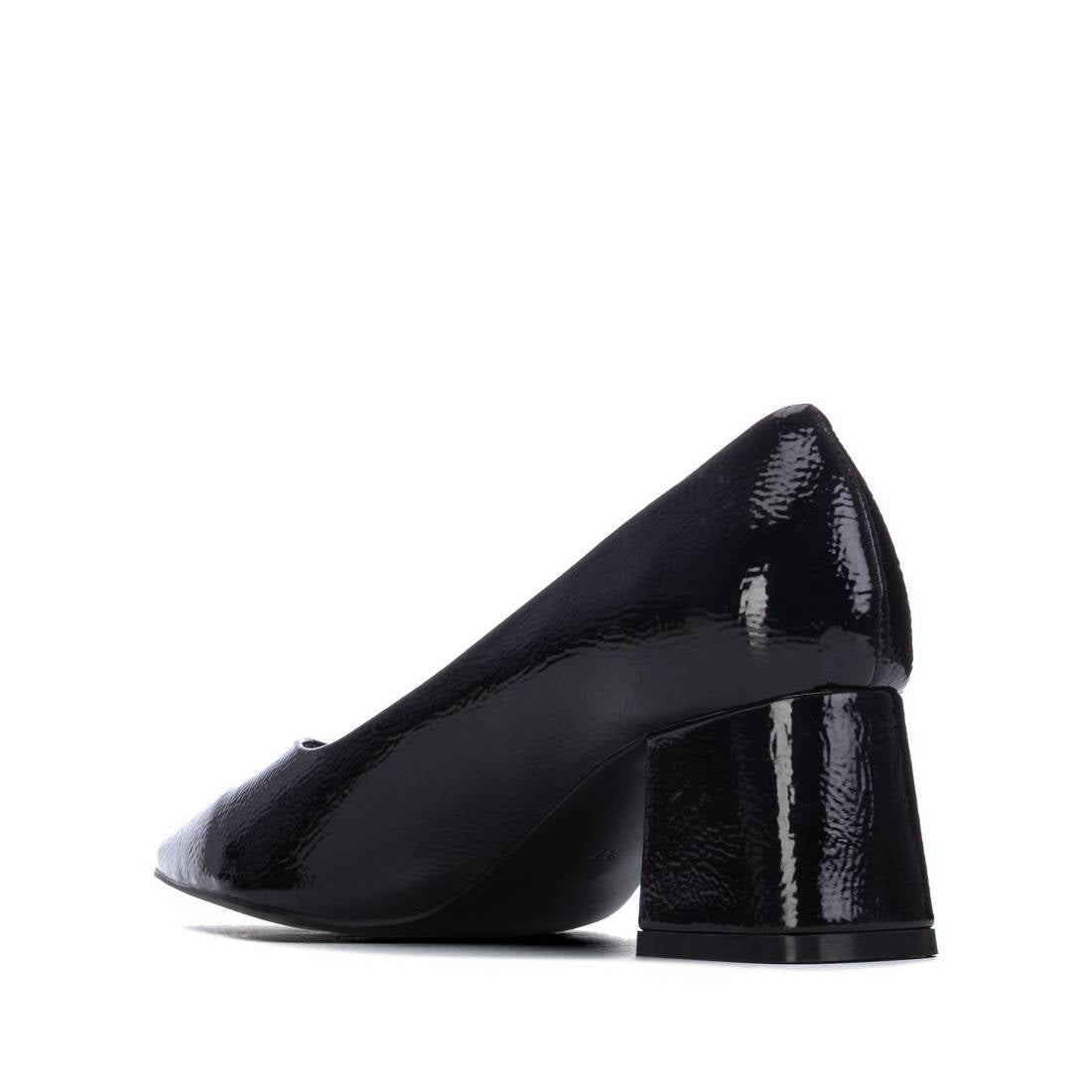 Zapato de mujer con tacón Xti 14620501