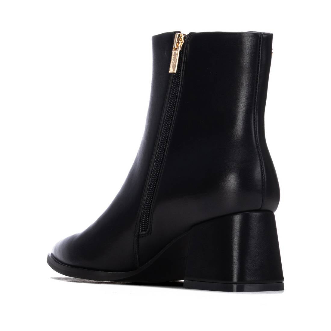 Botin de mujer con tacón Xti 14621001