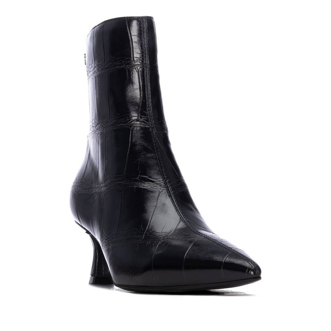 Botin de mujer con tacón Xti 14621802